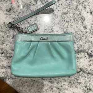 COACH Teal Wristlet. Excellent condition